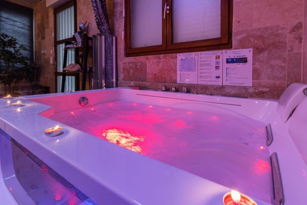 Bed & Spa - La Parenthese Topdestination-Dijon - Centre Ville - Classe 3 Etoiles Ngoại thất bức ảnh