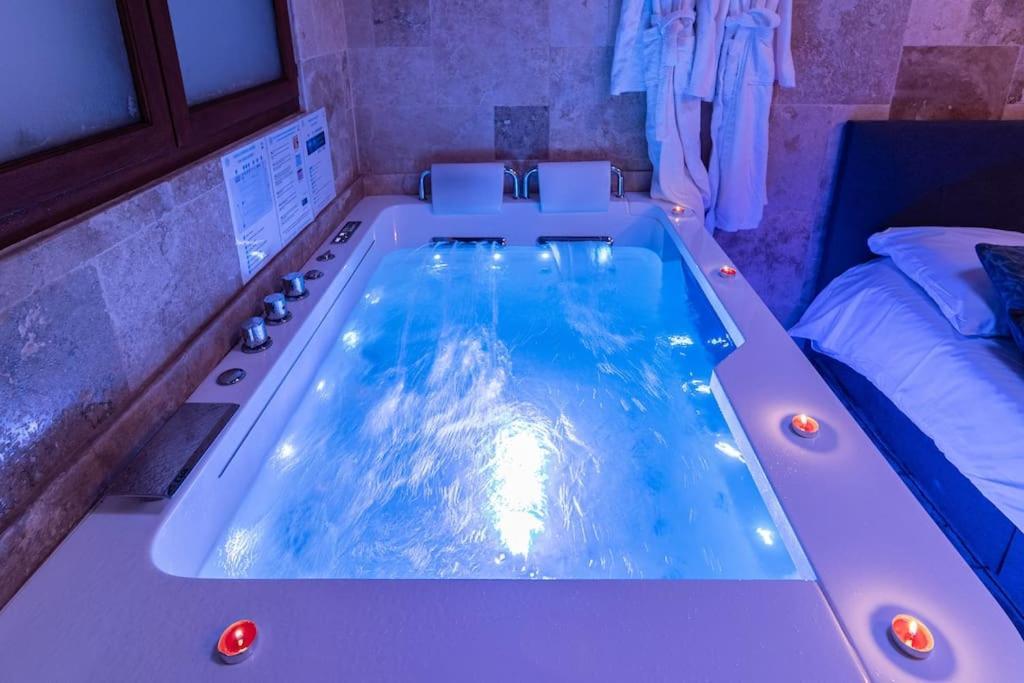 Bed & Spa - La Parenthese Topdestination-Dijon - Centre Ville - Classe 3 Etoiles Ngoại thất bức ảnh